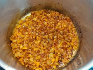 Бограч на плиті по-закарпатськи: смачний і ситний рецепт