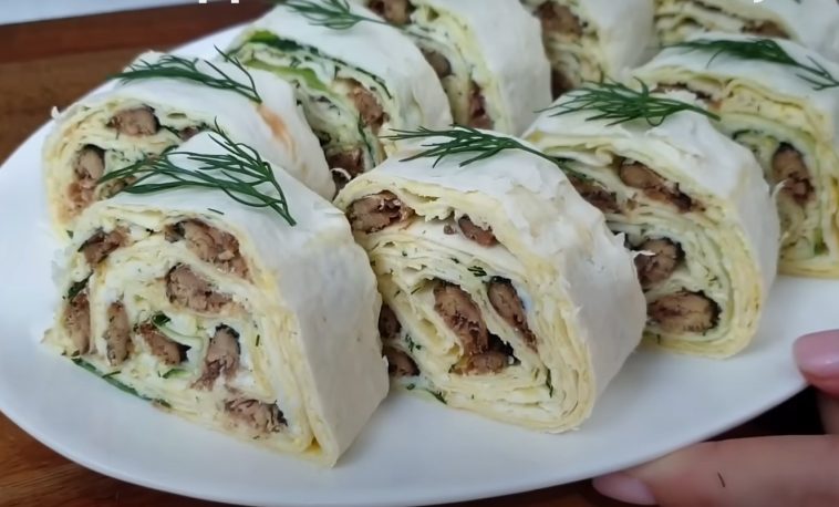 Закуска зі шпрот у лаваші на святковий стіл: вік живи- століття вчися