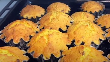 Гарбузові кекси: осінній смаколик із нотками затишку, який готується за 7 хвилин