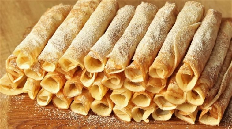 Вафельні трубочки на сковороді до чаю за 3 хвилини: тісто виходить хрустким та смачним