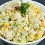 Який же це смачний салат із крабових паличок: традиційно готую на Старий Новий рік