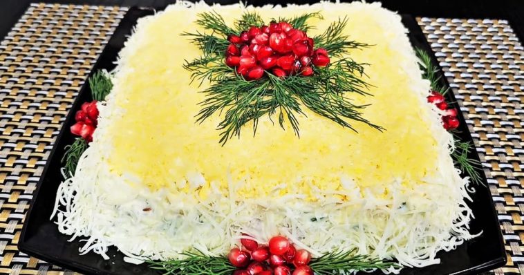 Салат "Вишиванка". Приємно здивувала Гостей. Самий Святковий Український салат