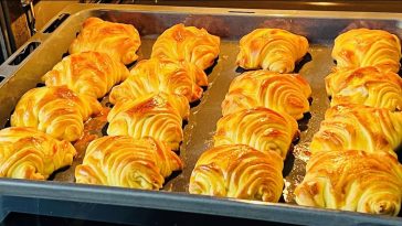 300 г м'яса 1 картопля. Тепер готую так завжди. «Чудо»-пиріжки