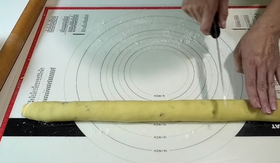 Міні-рулетики з маком — швидка та смачна бездріжджова випічка!