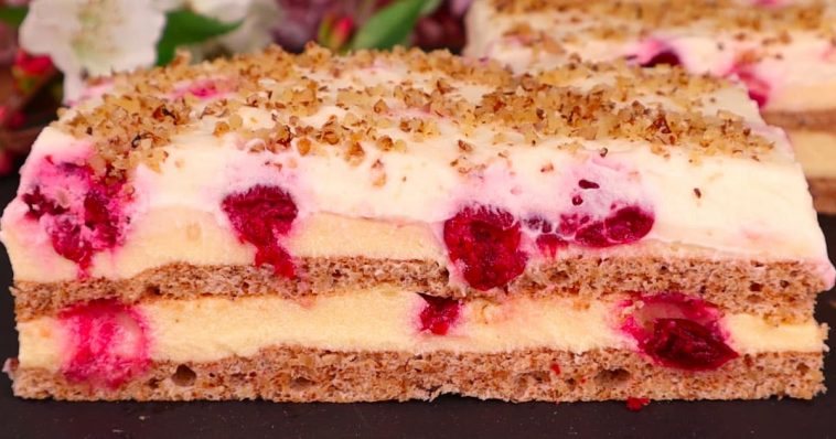 “Анна” – такий смачний, але простий домашній тортик! Нічого не потрібно вирівнювати чи складно прикрашати!