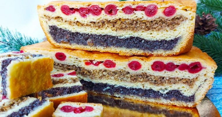 Буду готувати на усі свята! Королівський пиріг «3 начинки». Випікається 1 коржем!