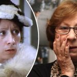 Лія Ахеджакова