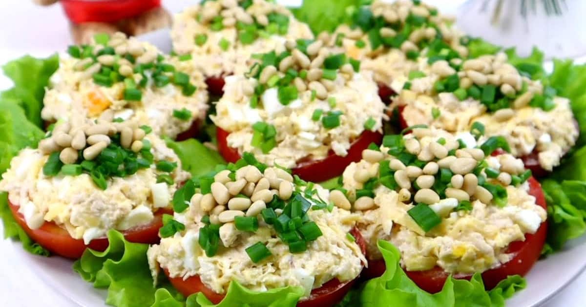 Ця закуска розлітається на "ура"! Оригінальна закуска з банальних продуктів на святковий стіл