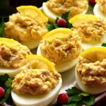 Фаршировані яйця з секретним інгредієнтом: страва, що підкорює всіх за столом!