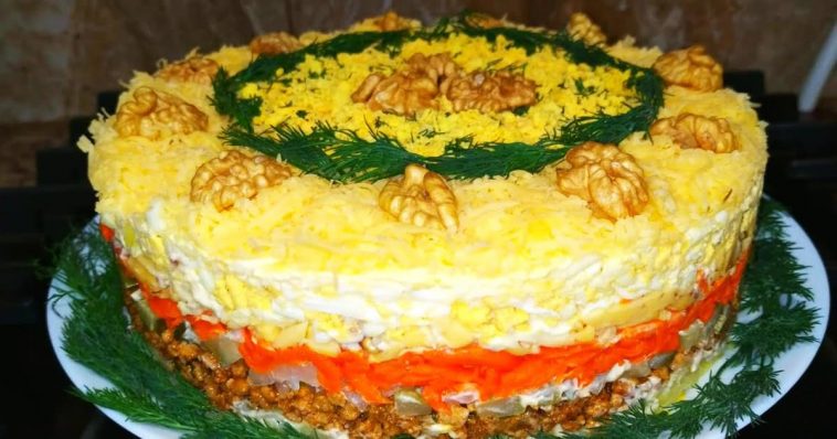 Смачний салат "Катерина" - королівський смак з простих продуктів. Ідеально на Свята