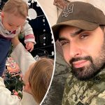 Дружина воїна Віталія Козловського показала нові фото 10-місячного сина та розповіла, що її дивує в материнстві