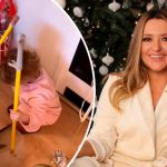 "Мамина помічниця": Наталія Могилевська зворушила відео, як її 4-річна донечка навколо ялинки прибирала