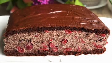 Торт-пляцок “П’яна вишня” із згущеним молоком. Ділюся своїм фірмовим рецептом!