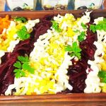 На Новорічному столі йому немає рівних. Салат, який люблять усі