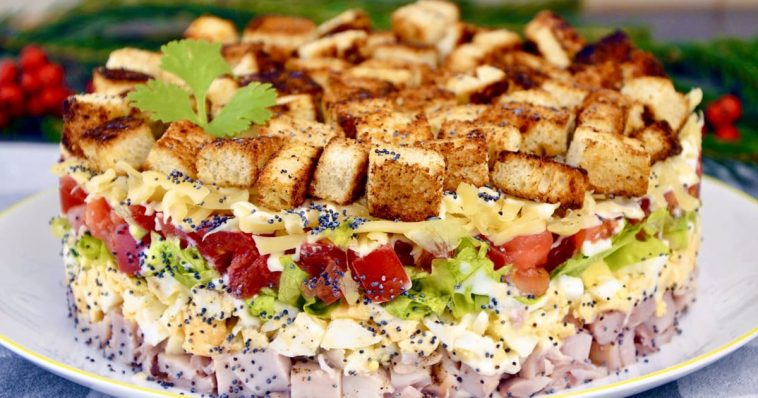 Найкращий салат на будь-яке свято! Він піде першим на святковому столі! Салат «Курочка під кайфом»