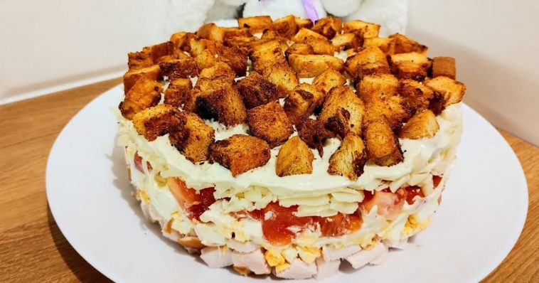 Новий смачний салат з сухариками, який точно смачніше Цезаря. Буду готувати на усі зимові свята