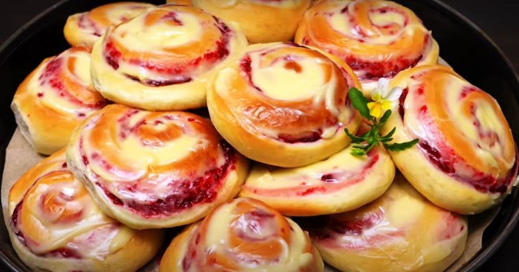 Золоті булочки, які діти обожнюють: рецепт розкішної випічки на кожен тиждень