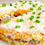 Новорічний салат "Олена": зібрав найбільше позитивних відгуків. Буду готувати на свята