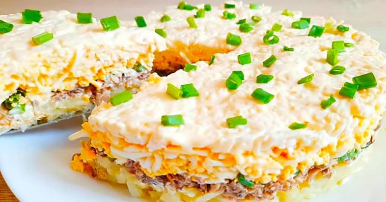 Новорічний салат "Олена": зібрав найбільше позитивних відгуків. Буду готувати на свята