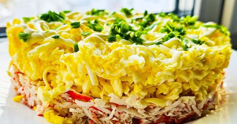 Салат "Сонечко": всього 3 простих інгредієнти, а смак на мільйон. Приготую на Свята!