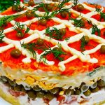 Салат «Ярослава»: зникає зі столу першим, тепер готую на кожне свято