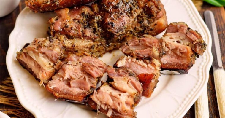 Сало в духовці - смачніше за м'ясо! Рецепт для тих, хто не знав, що так можна