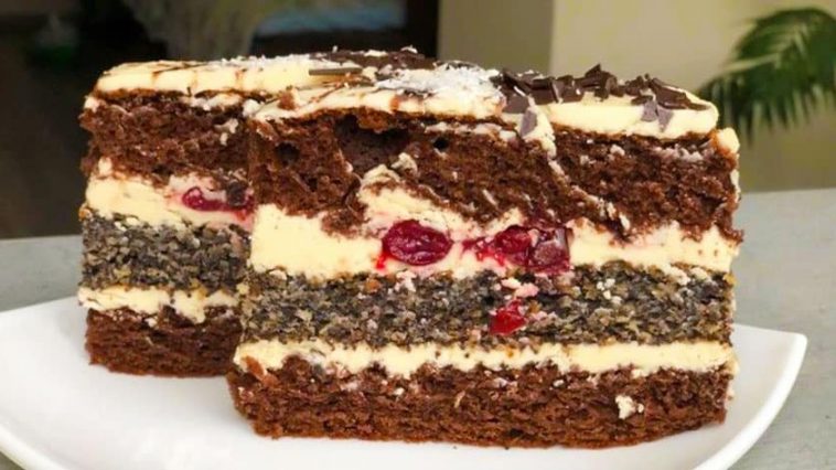 Королівський шоколадний пляцок з вишнями та маком – найсмачніший десерт до свята