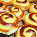 Сирні "равлики": самі бажані булочки з дитинства. Той самий рецепт