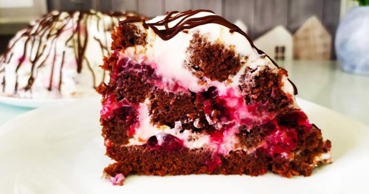 Торт "Панянка" на ніжному вологому бісквіті: улюблений десерт мого чоловіка!