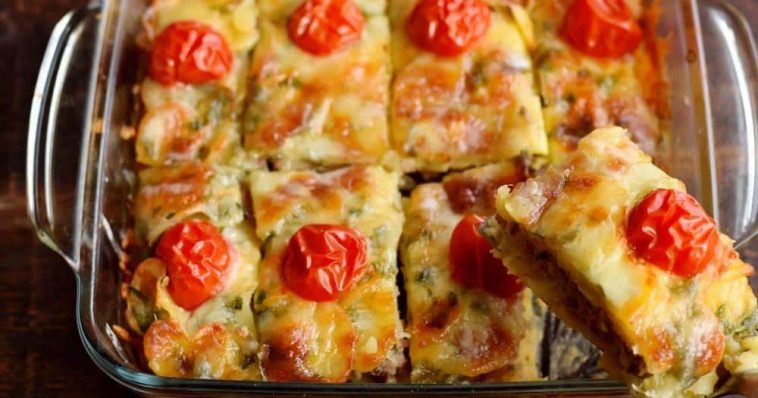 Запіканка слоями з картоплі та фаршу. Найсмачніша страва для ситної сімейної вечері