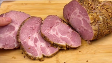 Домашня запечена свиняча шия – смачна та пікантна страва – покроковий рецепт із зображеннями