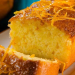 Рецепт Великого посту – пухкий і смачний пиріг (зі смаком апельсина) – рецепт без молока та яєць