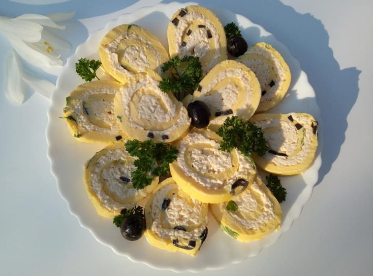 Рулет Білосніжка": Простий, швидкий і неймовірно смачний рецепт