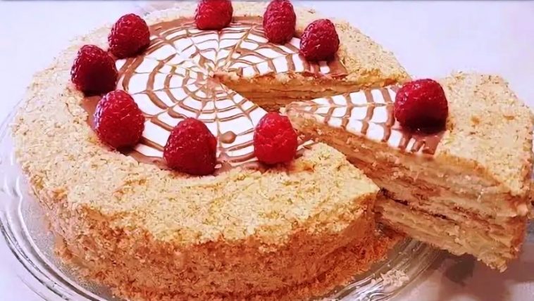 Торт на сметані без випічки – всього 2 інгредієнти та 30 хвилин!