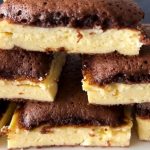 Ніжний сирний десерт із сиру та яєць: ідеальна випічка до чаю