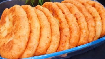 Пиріжки без дріжджів із сиру та картоплі: смачні, м'які та не черствіють цілий тиждень!