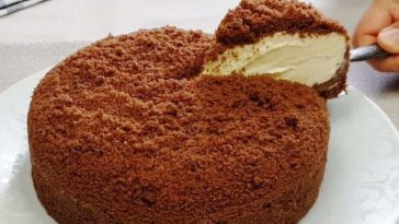 Райський торт без духовки зі сметанним кремом: неймовірно смачний і легкий рецепт"