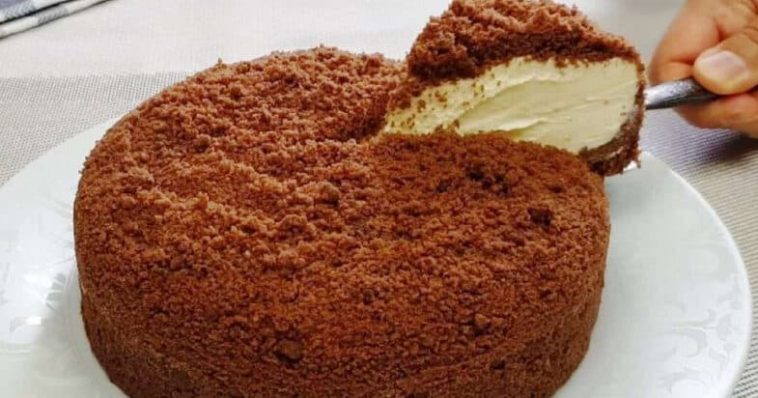 Райський торт без духовки зі сметанним кремом: неймовірно смачний і легкий рецепт"