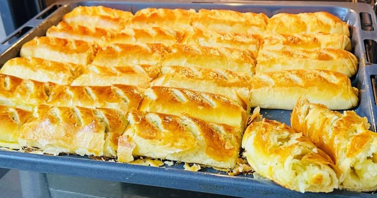 Боже як Смачно. Тісто 3 склянки, Заміс 3 хв. Я можу готувати це щодня