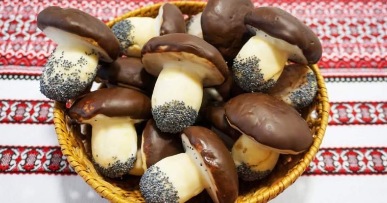 Домашнє печиво «Грибочки» з дитинства: простий рецепт без спеціальних форм