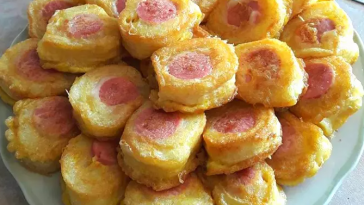 Сосиски в вафельних коржах з картоплею — бюджетний та смачний рецепт за лічені хвилини!