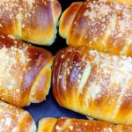 Ніжні булочки-хмаринки: секрет інгредієнта для ідеального тіста