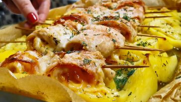 Рулети на картоплі під мокрим папером – ідеальна вечеря за кілька хвилин