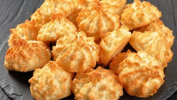 Просте кокосове печиво: лише 3 інгредієнти для ніжного смаку