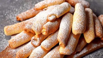 Хрумкі трубочки на кефірі: швидкий рецепт, який підкорить вашу родину