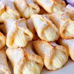 Ніжне домашнє печиво, що тане в роті: простий рецепт із мінімуму продуктів