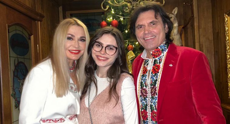 Ольга Сумська разом із сім'єю та колегами порозважалися на гірськолижному курорті в Буковелі