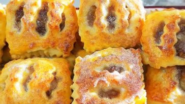 Швидке сирно-яблучне печиво: найпростіший рецепт за хвилини