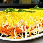 Салат "Діана": Смакота, яку розмітають за лічені хвилини!