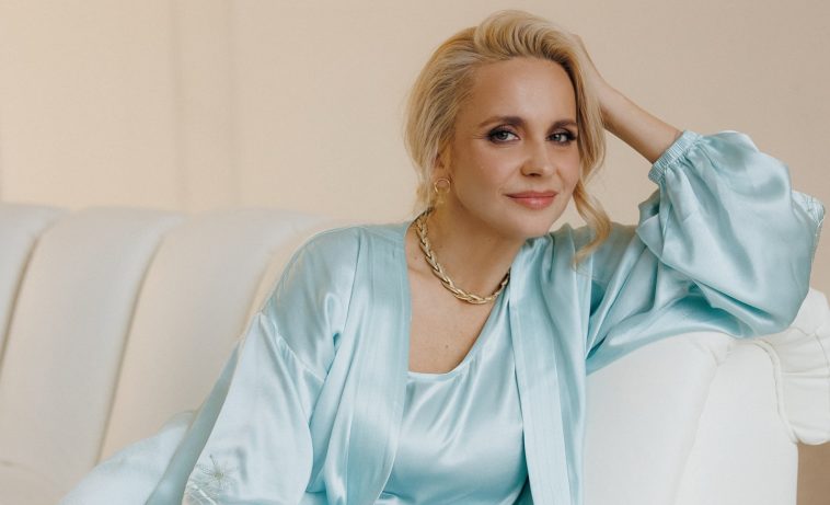 "Маленький позитивчик": Лілія Ребрик показала нове кумедне відео з 10-місячною Адель